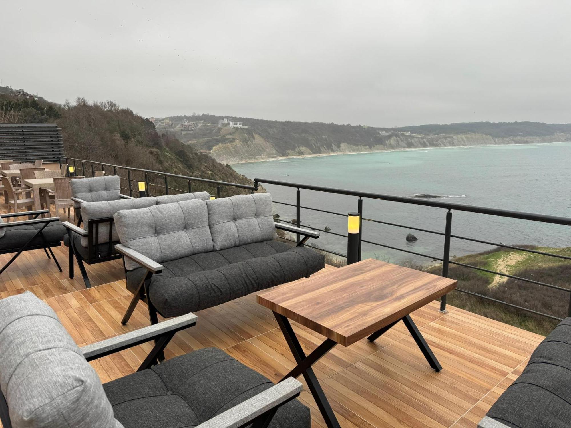 Marina Fener Hotel Istanbul Airport Karaburun  Esterno foto